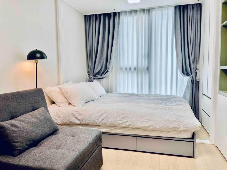 Apartemen The Share Myeongdong High Floor & Free Gym #subway Station 3min #myeongdong 10min