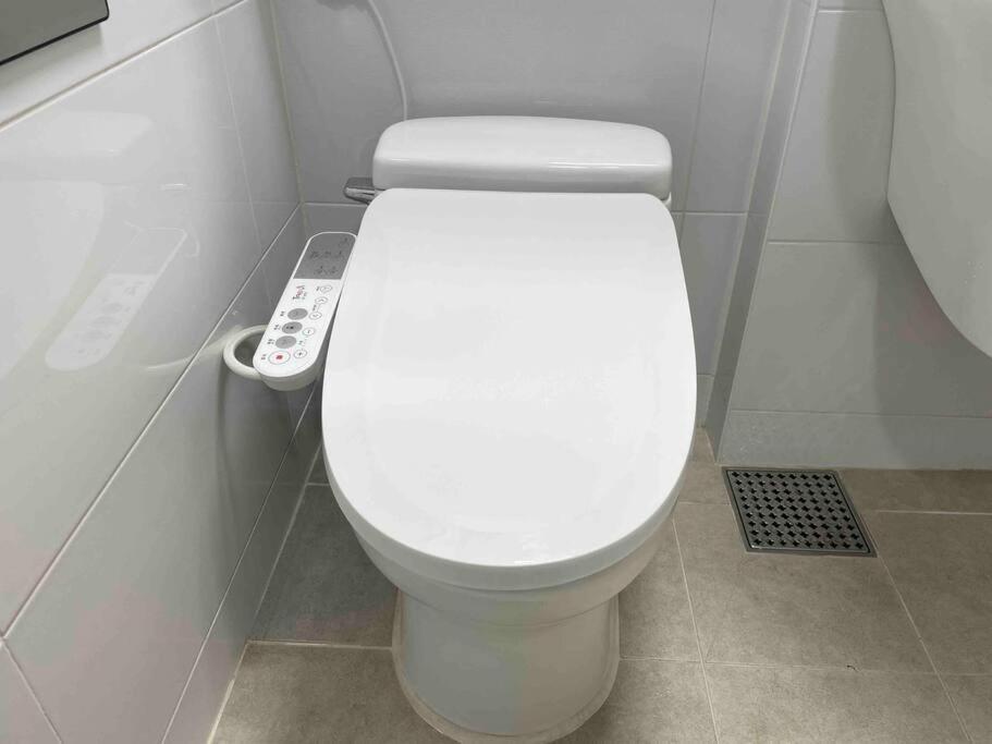 Apartemen The Share Myeongdong High Floor & Free Gym #subway Station 3min #myeongdong 10min