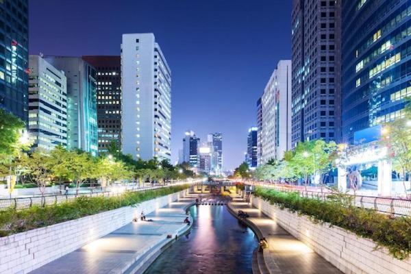 The Share Myeongdong High Floor & Free Gym #subway Station 3min #myeongdong 10min * Seoul